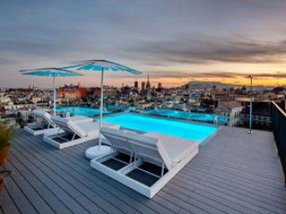 Yurbban Trafalgar Hotel