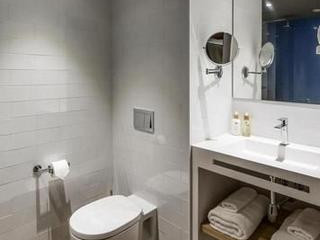 Yurbban Trafalgar Hotel