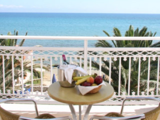 Zakantha Beach Hotel