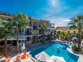 Zante Plaza Hotel & Apartments