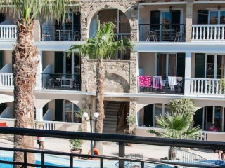 Zante Plaza Hotel & Apartments