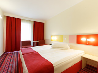 ZENITH CONFERENCE SPA HOTEL