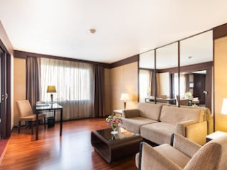 ZENITH SUKHUMVIT (SHA)