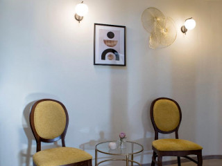 Zeus Essence Bucharest Venezia