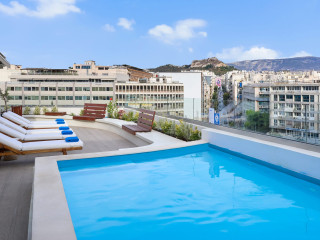 Zeus Essence Wyndham Athens Residence