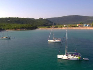 Zeus Paradise Beach Hotel