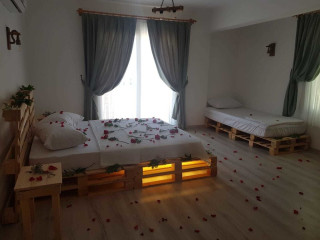 Zeytin Dali Butik Otel