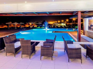 MANOLYA HOTEL