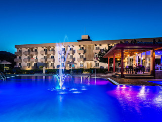 Zoes Hotel