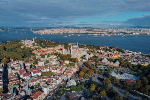 Circuit Clasic REVELION 2027 ISTANBUL 5 zile Autocar BONUS! Cina festiva de Revelion inclusa 