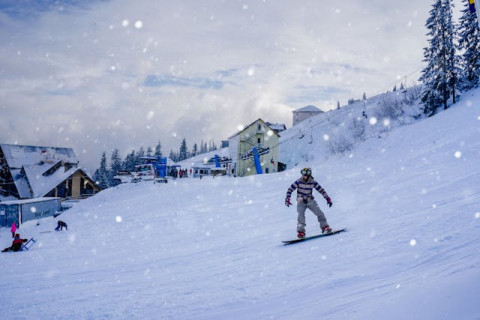 Circuit Clasic Sfantul Andrei si 1 Decembrie in BUCOVINA 4 zile Autocar 2026