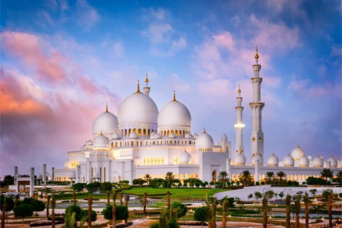Circuit Incursiune in Emiratele Arabe Unite: Abu Dhabi, Al Ain si Dubai