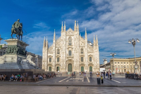 CITY BREAK MILANO - LACUL COMO GRUP AVION 4 ZILE