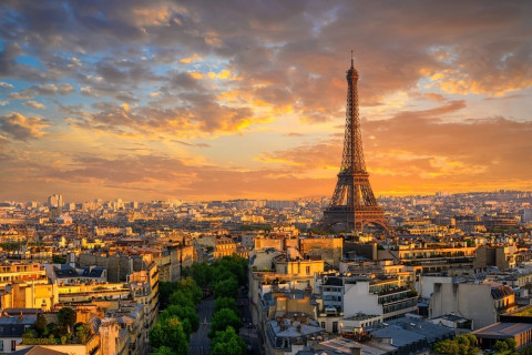 CITY BREAK PARIS - DISNEYLAND GRUP AVION 5 ZILE