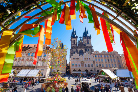 PRAGA 2027 - Paste in Orasul de Aur