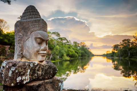 VKA VIETNAM - CAMBODGIA - Dragon in jungla