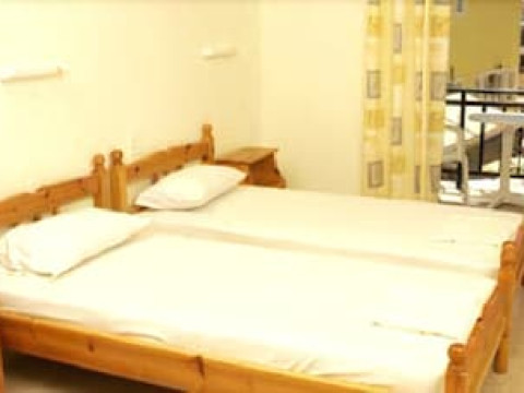 VOSSOS HOTEL APARTMENTS