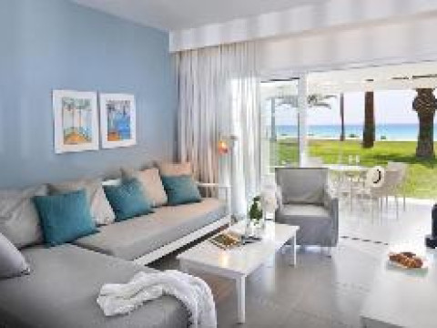 NISSI BEACH RESORT