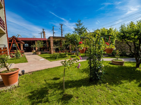 CASA YPU.