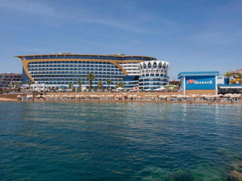 Granada Luxury Resort
