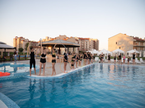 SUNRISE RIVER BEACH RESORT