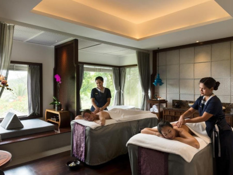 Anantara Phuket Layan Resort