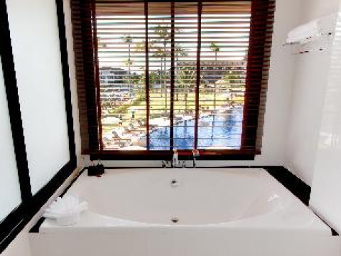 KAMALA BEACH RESORT