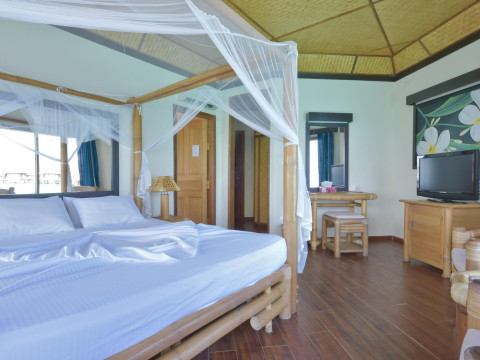 Thulhagiri Island Resort