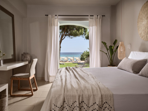 The Bay Hotel & Suite