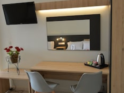 RIPOSO STUDIOS AND APARTMENTS