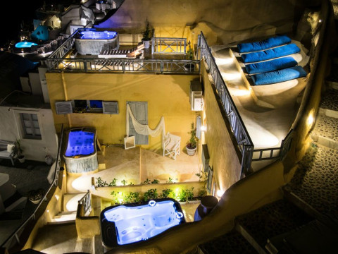 Kaleidoscope Santorini Luxury Cave Houses