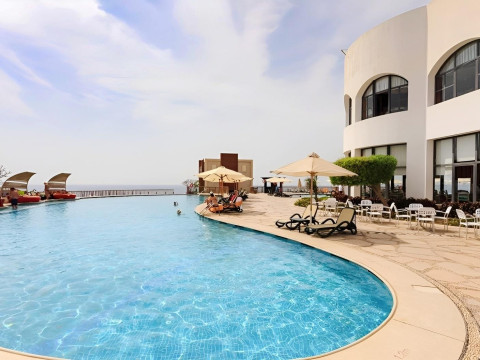Reef Oasis Blue Bay