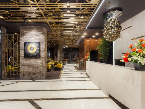 HOTEL PLATINIA