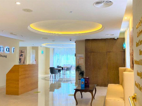 RODA AMWAJ SUITES
