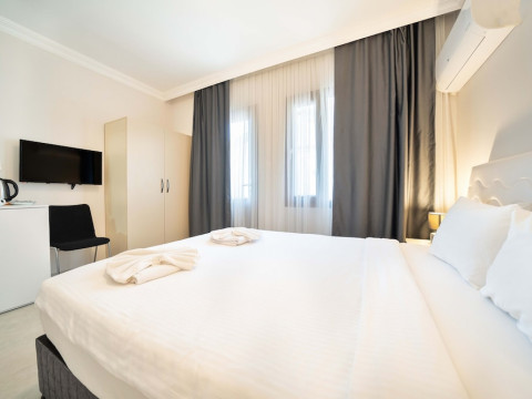 D-APART HOTEL amp;AMP; VILLAS