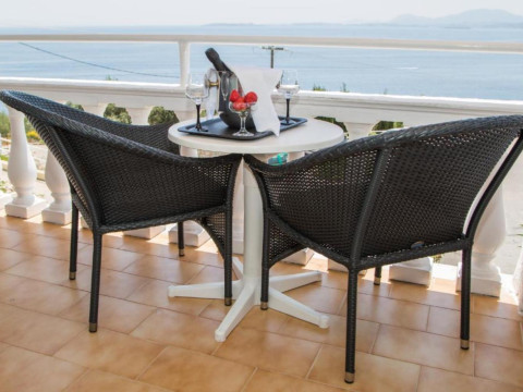 Pantokrator Hotel