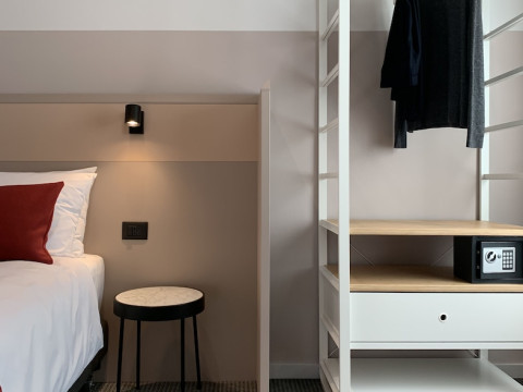 ATLAS APARTHOTEL