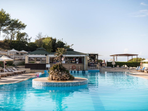 Akron Seascape Resort Hotel