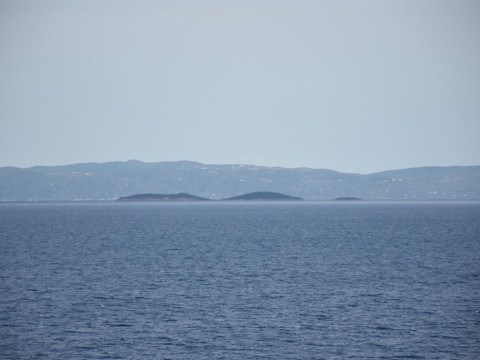 GODDESSES VILLA 1 IN NIES