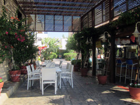 SENATOR HOTEL APARTMENTS - ADULTS ONLY