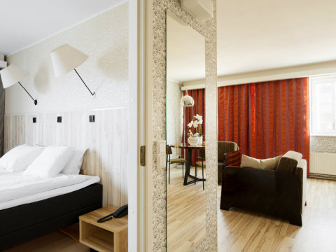 HOTEL METROPOL