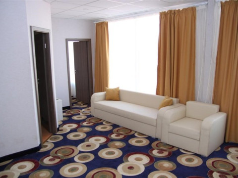 Bella Marina Hotel Plutitor..