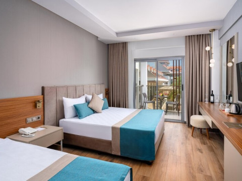 Side Story Resort & Spa