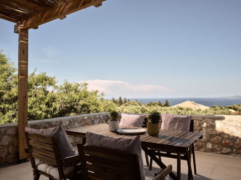 DOUNIAS VILLAGE HOME