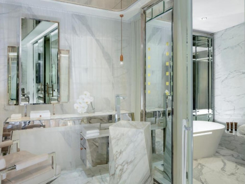 Paramount Hotel Dubai