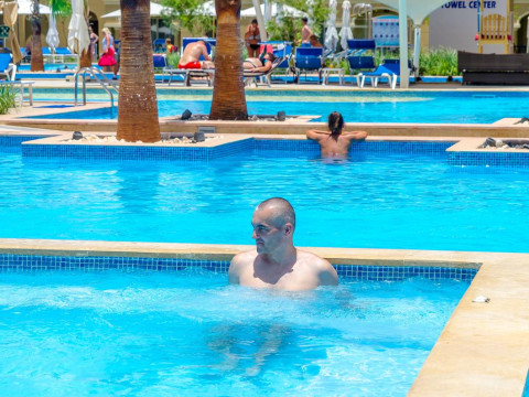 TITANIC ROYAL RESORT
