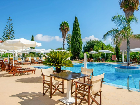 Ikaros Hotel