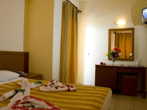 MIRAMOR GARDEN HOTEL