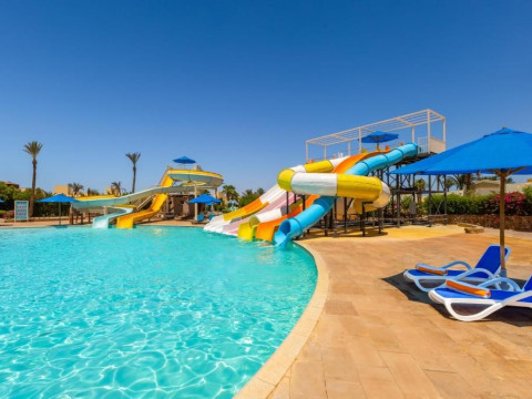 Amwaj Oyoun Resort