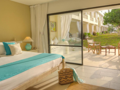 Sandies Malindi Dream Garden and Safari Tsavo Explorer RO